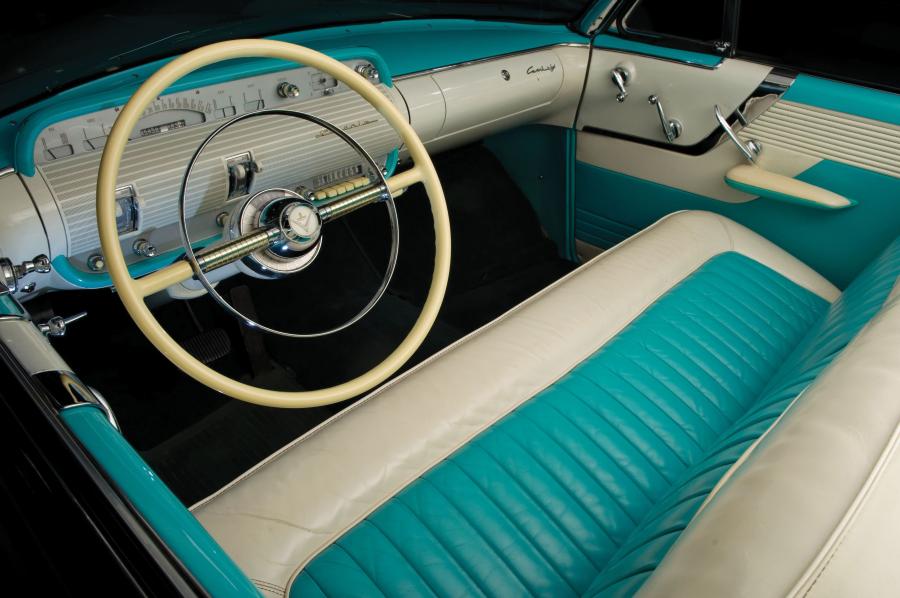 Интерьер Lincoln Capri Special Custom Convertible (76A) 1955 года  (фото 28 из 39)